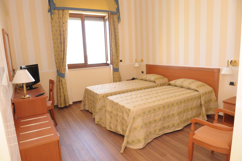 Mariotto Park Hotel Elizabeth חדר תמונה